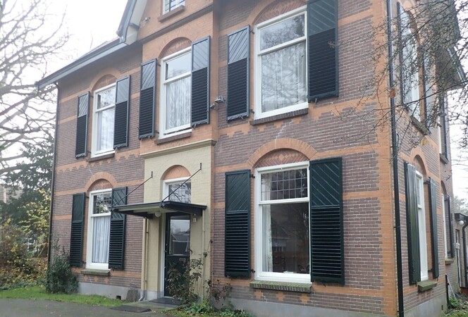 Villa, gemeentelijk monument in Baarn